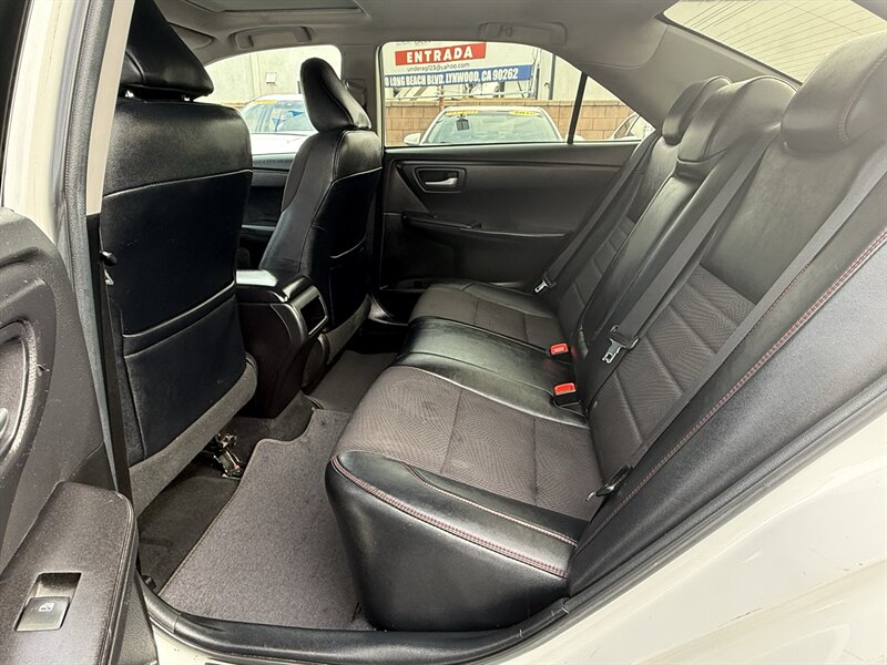 2017 Toyota Camry SE - Photo 6 - Lynwood, CA 90262