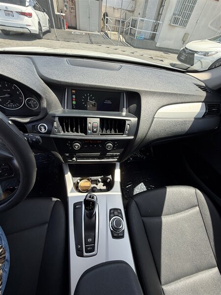 2011 BMW X3 xDrive28i - Photo 10 - Lynwood, CA 90262