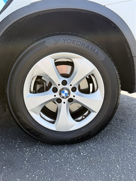 2011 BMW X3 xDrive28i - Photo 12 - Lynwood, CA 90262