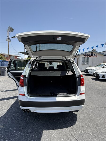 2011 BMW X3 xDrive28i - Photo 8 - Lynwood, CA 90262