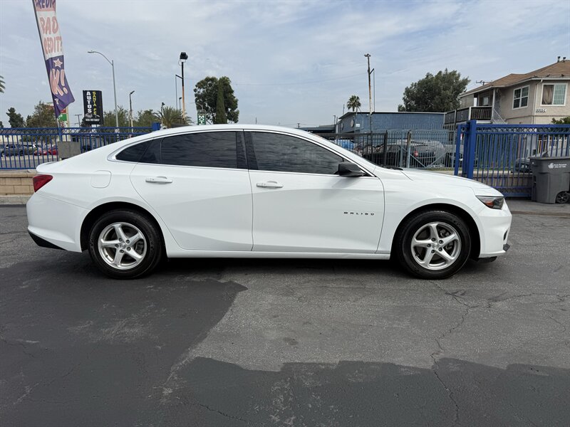 2017 Chevrolet Malibu LS - Photo 5 - Lynwood, CA 90262