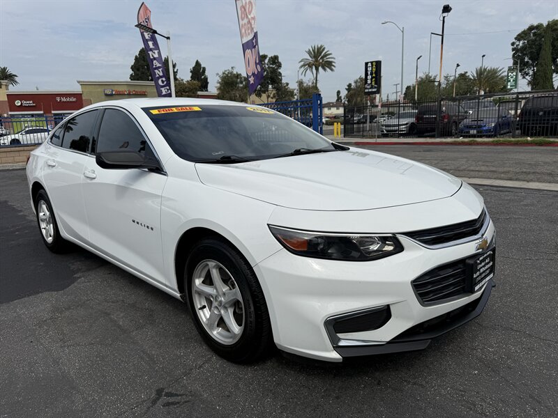 2017 Chevrolet Malibu LS - Photo 4 - Lynwood, CA 90262