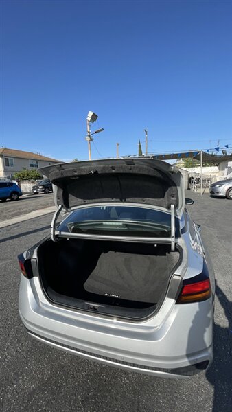 2023 Nissan Altima 2.5 S - Photo 5 - Lynwood, CA 90262