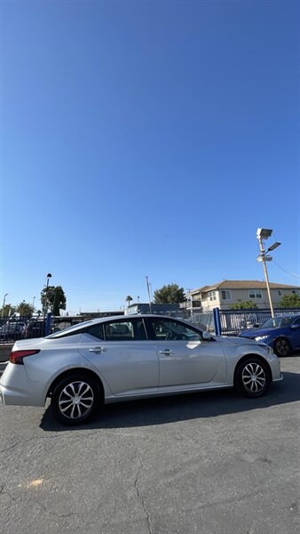 2023 Nissan Altima 2.5 S - Photo 9 - Lynwood, CA 90262