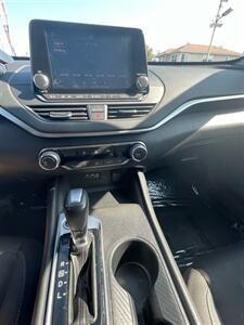 2019 Nissan Altima 2.5 S   - Photo 5 - Lynwood, CA 90262