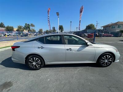 2019 Nissan Altima 2.5 S   - Photo 9 - Lynwood, CA 90262