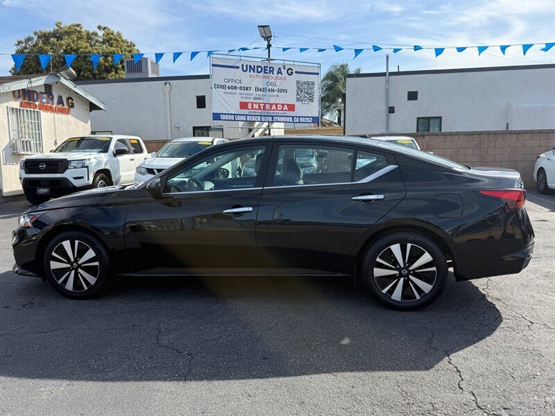 2022 Nissan Altima 2.5 SV  