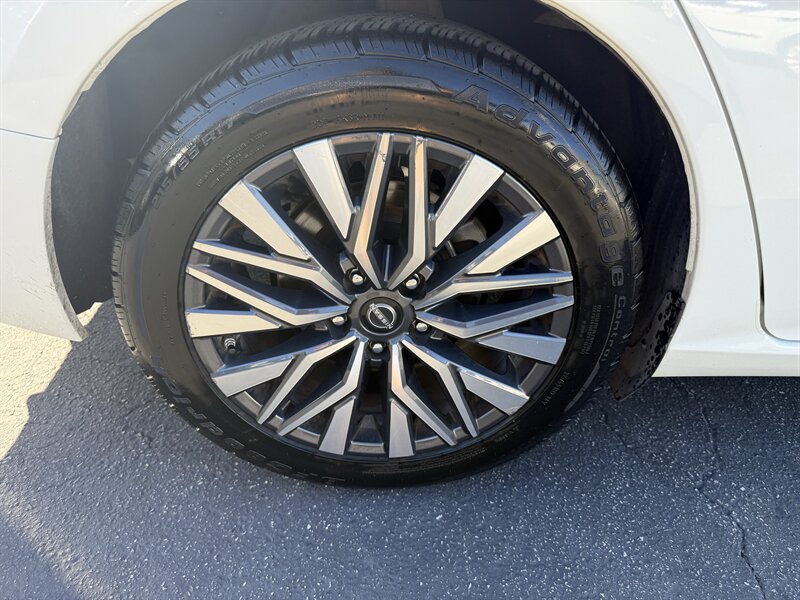 2023 Nissan Altima 2.5 SV - Photo 10 - Lynwood, CA 90262