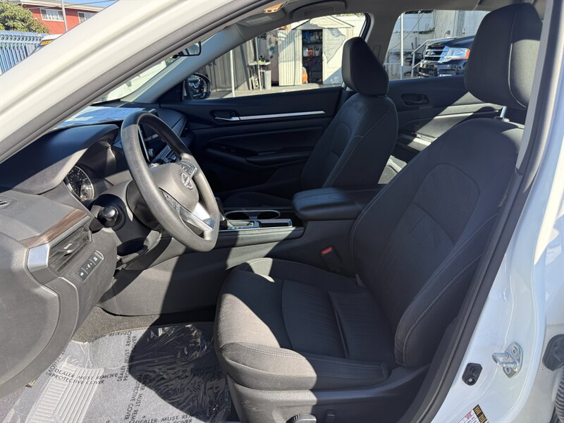 2023 Nissan Altima 2.5 SV - Photo 5 - Lynwood, CA 90262