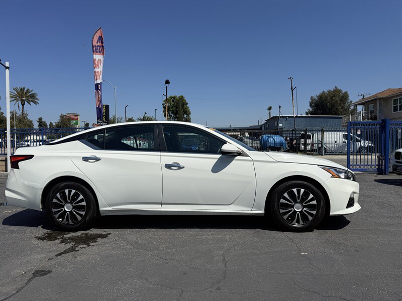 2021 Nissan Altima 2.5 S  