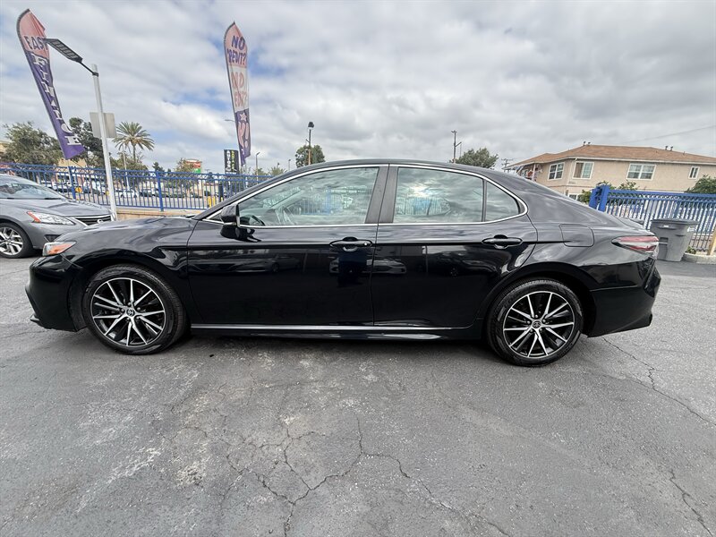 2022 Toyota Camry SE Nightshade  