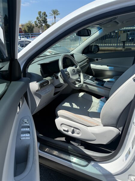 2019 Hyundai NEXO Blue - Photo 12 - Lynwood, CA 90262