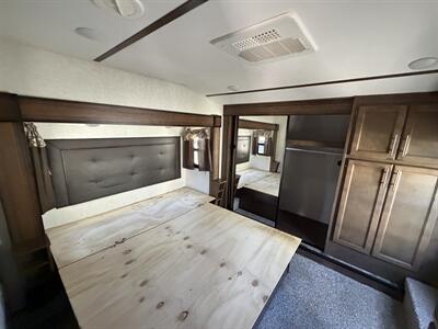 2018 Keystone Cougar 366RDS - Photo 14 - Oregon City, OR 97045