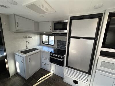 2019 Keystone Bullet 261RBSWE   - Photo 11 - Oregon City, OR 97045