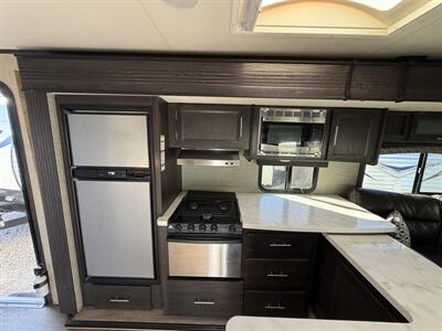 2017 Dutchmen Kodiak 291RESL - Photo 13 - Oregon City, OR 97045