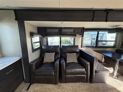 2017 Dutchmen Kodiak 291RESL - Photo 9 - Oregon City, OR 97045