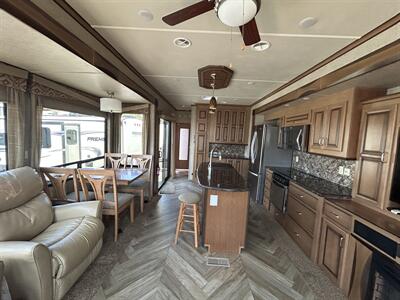 2017 Cedar Creek Cottage 40CCK   - Photo 7 - Oregon City, OR 97045