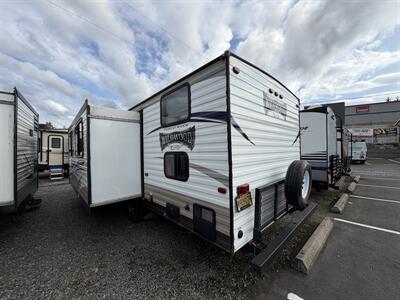 2017 Forest River Wildwood 263BHXL   - Photo 6 - Oregon City, OR 97045
