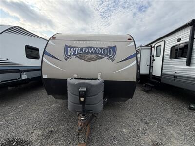 2017 Forest River Wildwood 263BHXL   - Photo 2 - Oregon City, OR 97045