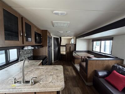 2017 Forest River Wildwood 263BHXL   - Photo 8 - Oregon City, OR 97045