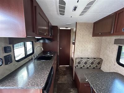 2015 Coachmen Clipper 17BH   - Photo 4 - Oregon City, OR 97045