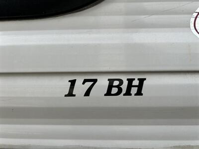 2015 Coachmen Clipper 17BH   - Photo 3 - Oregon City, OR 97045