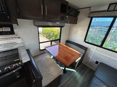 2019 Jayco Jay Flight 212QBW   - Photo 8 - Oregon City, OR 97045