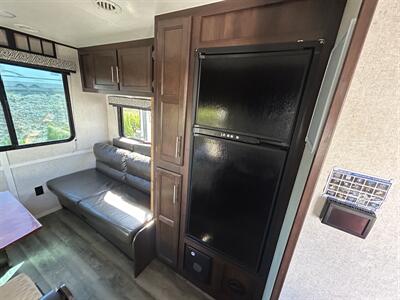2019 Jayco Jay Flight 212QBW   - Photo 10 - Oregon City, OR 97045