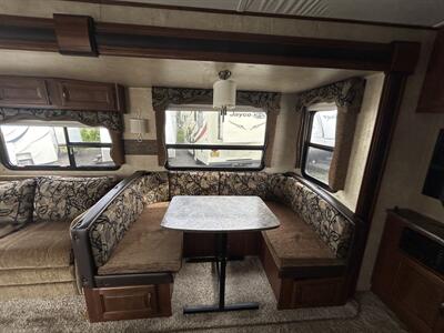 2014 Keystone Cougar 27RLSWE   - Photo 7 - Oregon City, OR 97045