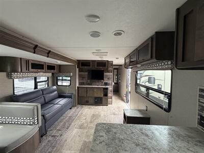 2019 Dutchmen Aspen Trail 2880RKS - Photo 5 - Oregon City, OR 97045