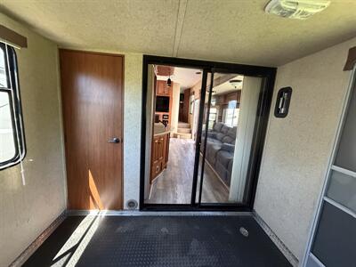 2012 Heartland Cyclone 3800 - Photo 16 - Oregon City, OR 97045