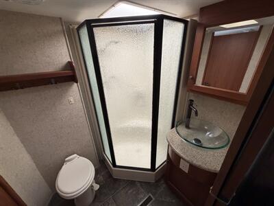 2012 Heartland Cyclone 3800 - Photo 19 - Oregon City, OR 97045