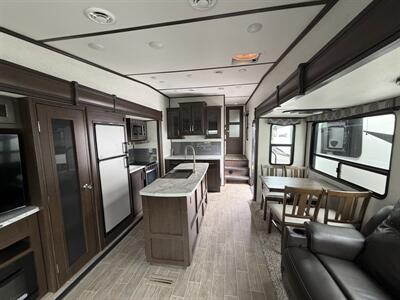 2021 Keystone Atlas 2992RLF - Photo 5 - Oregon City, OR 97045