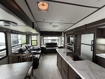 2021 Keystone Atlas 2992RLF - Photo 4 - Oregon City, OR 97045