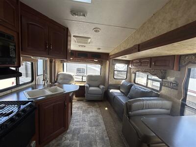 2012 Keystone Cougar 276RLSWE   - Photo 6 - Oregon City, OR 97045