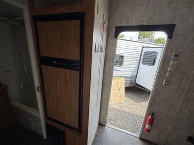 2007 Eclipse RV Stellar LT23AK   - Photo 10 - Oregon City, OR 97045