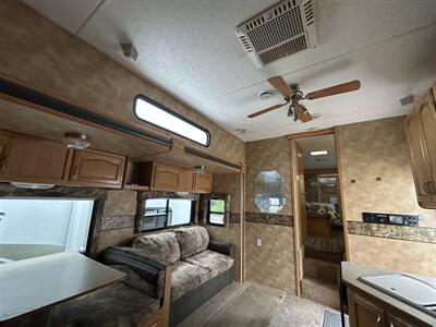 2006 Keystone Raptor 3612   - Photo 7 - Oregon City, OR 97045