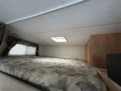 2006 Keystone Raptor 3612   - Photo 11 - Oregon City, OR 97045