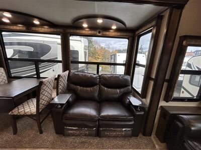 2018 Grand Design Solitude 373FB   - Photo 8 - Oregon City, OR 97045