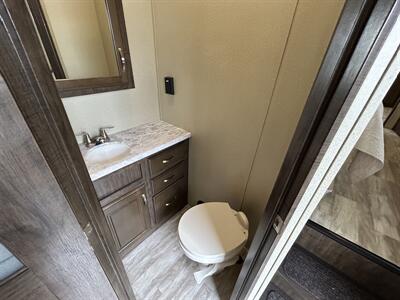 2018 Grand Design Solitude 373FB   - Photo 14 - Oregon City, OR 97045