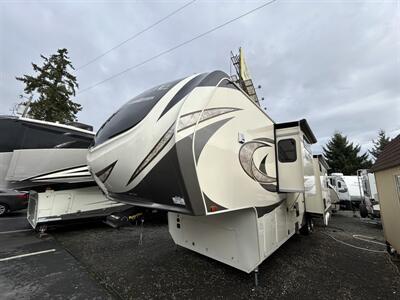 2018 Grand Design Solitude 373FB   - Photo 1 - Oregon City, OR 97045