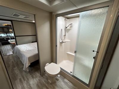 2018 Grand Design Solitude 373FB   - Photo 20 - Oregon City, OR 97045