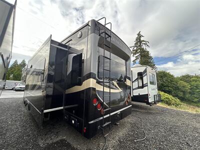 2016 Jayco Designer 37RS   - Photo 4 - Oregon City, OR 97045