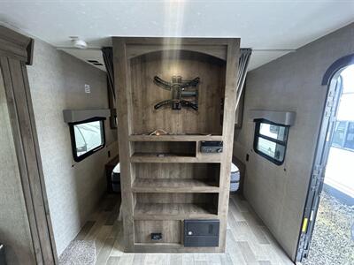 2020 Dutchmen Coleman Lantern 263BH   - Photo 7 - Oregon City, OR 97045