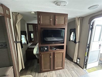2015 Keystone Bullet 272BHS   - Photo 7 - Oregon City, OR 97045