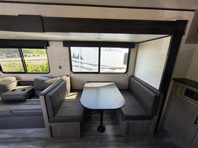 2024 Jayco Jay Flight 262RLSW - Photo 10 - Oregon City, OR 97045