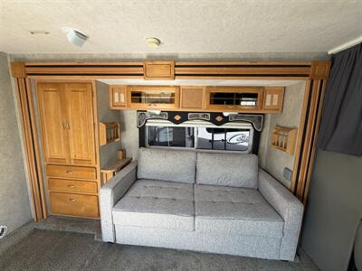 2005 Jayco Greyhawk 24SS   - Photo 10 - Oregon City, OR 97045