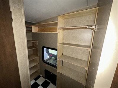 2015 Venture RV Sonic 220 - Photo 10 - Oregon City, OR 97045