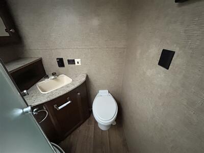 2015 Venture RV Sonic 220 - Photo 13 - Oregon City, OR 97045