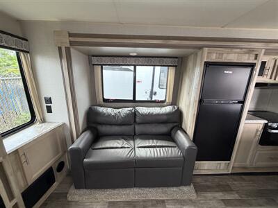 2021 Coachmen Catalina 333RETS - Photo 6 - Oregon City, OR 97045